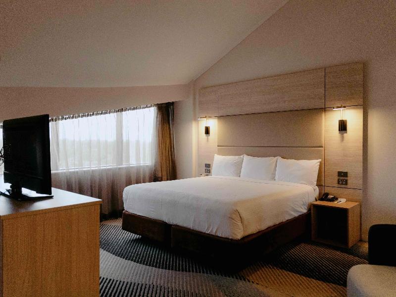Novotel Sydney Parramatta image