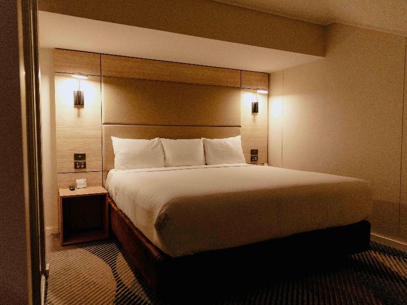 Novotel Sydney Parramatta image