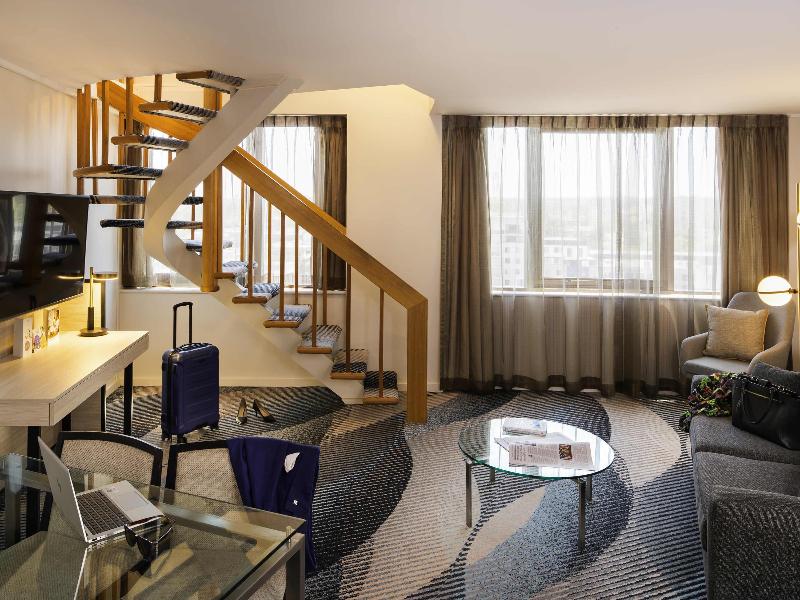Novotel Sydney Parramatta image