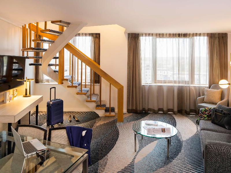 Novotel Sydney Parramatta image