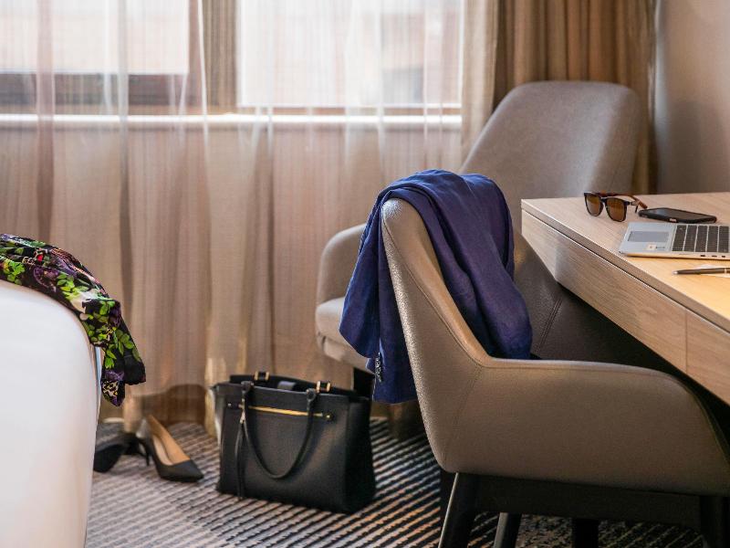 Novotel Sydney Parramatta image