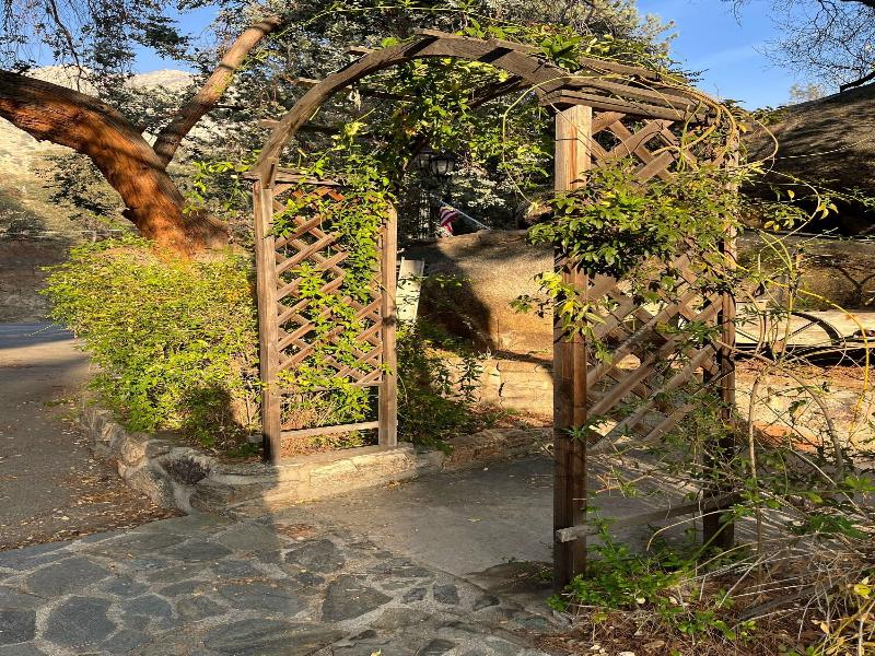 Whispering Pines Lodge