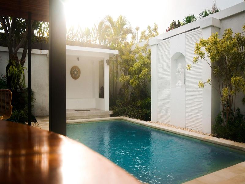 The Kons Villa Bali Seminyak image