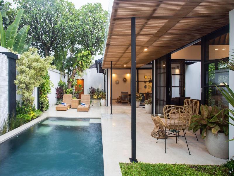 The Kons Villa Bali Seminyak image