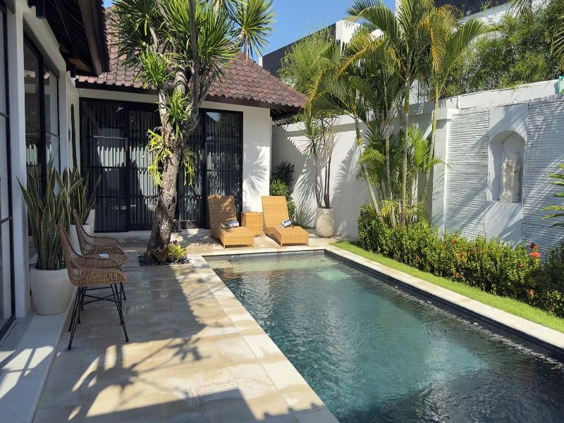 The Kons Villa Bali Seminyak image