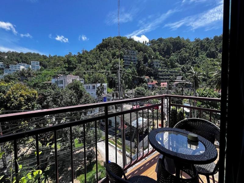 Coco Mountain View image