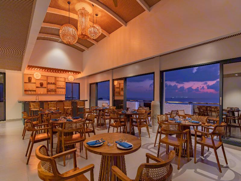 Arrival Beach And Spa At Gulhi image