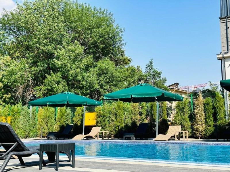 Rich Park Hotel image