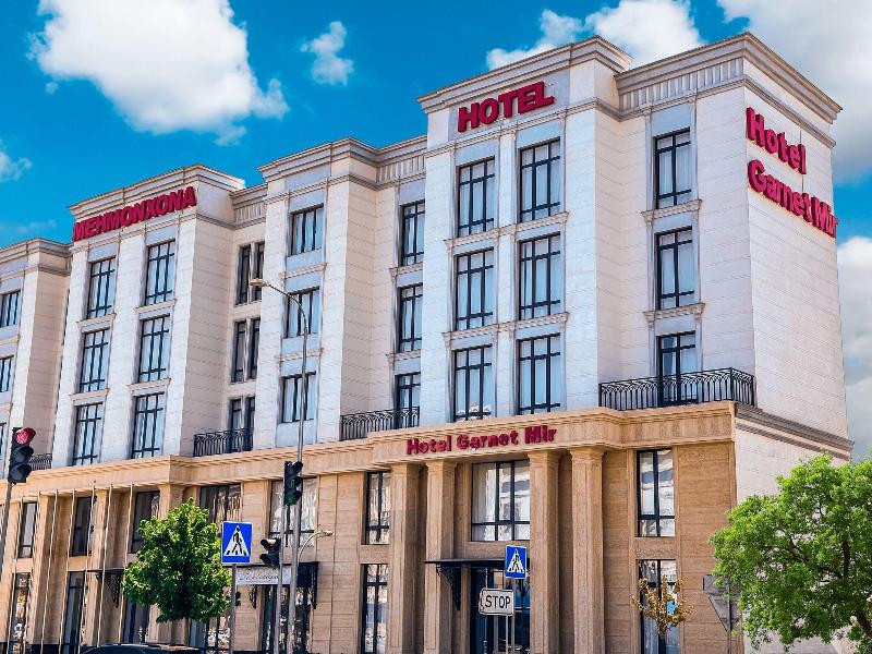 Garnet Mir Hotel image