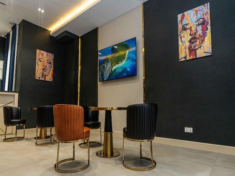 Garnet Mir Hotel image