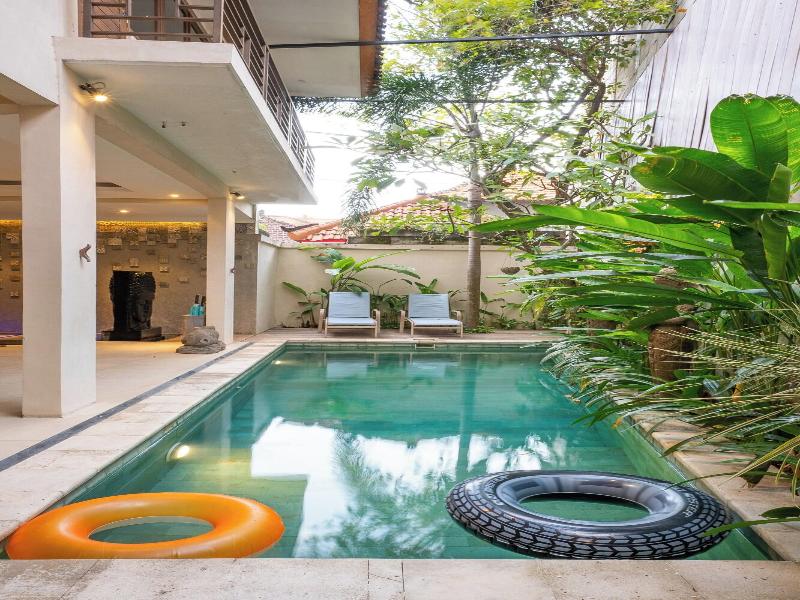 Larose Villas And Boutique Camp image