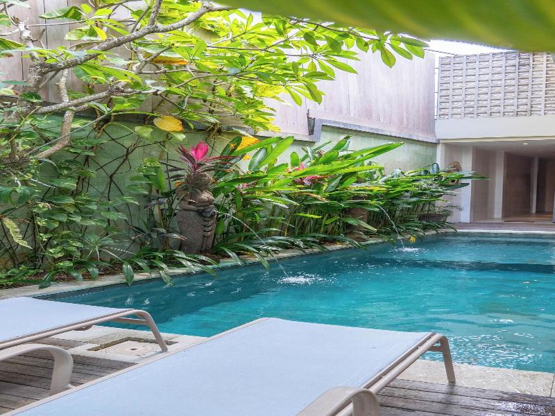 Larose Villas And Boutique Camp image