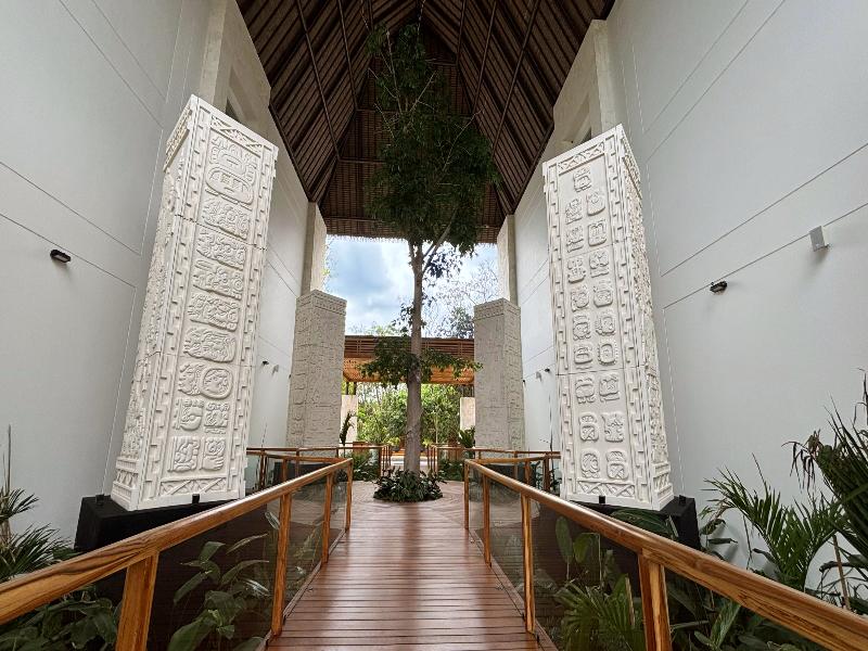 Hotel Mundo Maya Palenque image