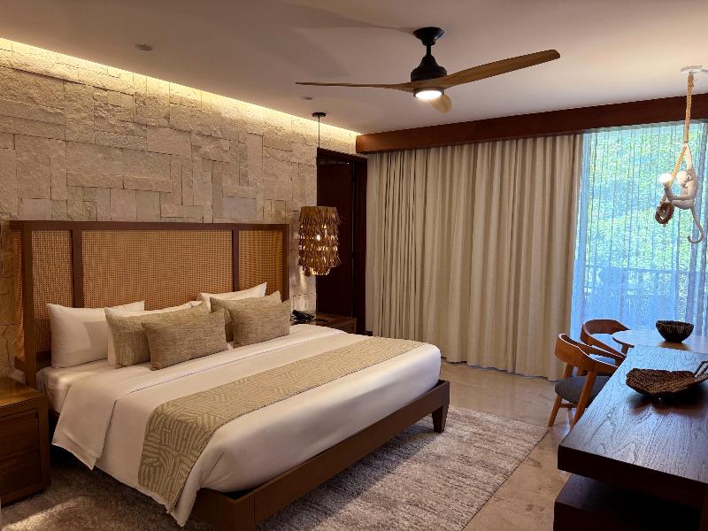 Hotel Mundo Maya Palenque image