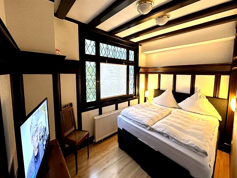 Hotel Zur Post Dabringhausen image