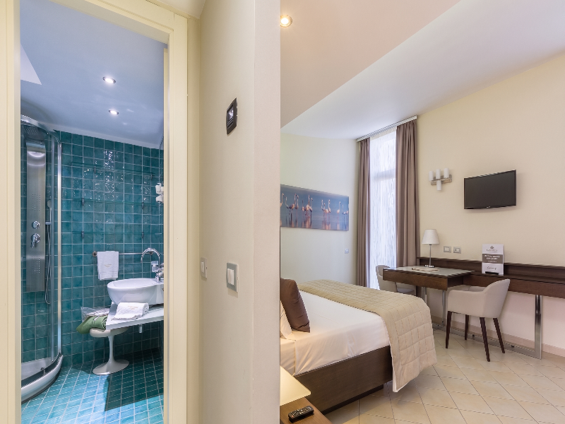 Valtur Baia Del Gusmay Beach Resort image