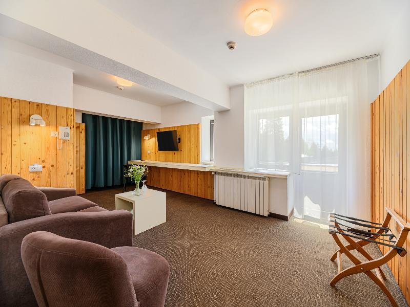 Hotel Cota 1000 image
