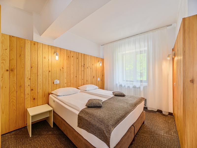 Hotel Cota 1000 image