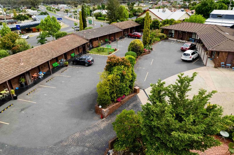 Bristol Hill Motor Inn image