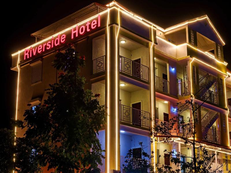 Riverside Hotel image