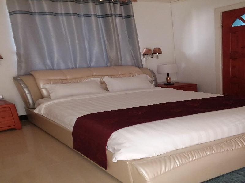 Riverside Hotel image