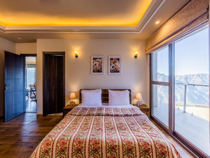 The Manor Luxury Service Apartments image