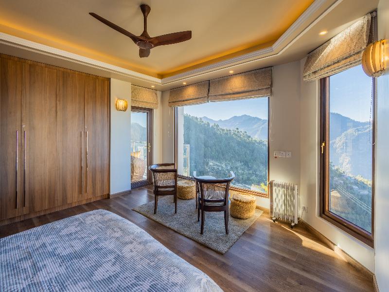 The Manor Luxury Service Apartments image