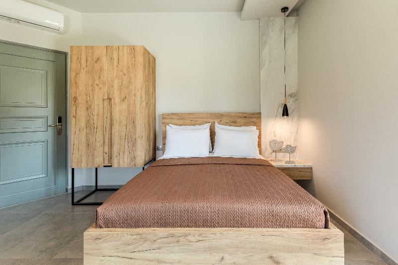 Olympus Pantheon Luxury Rooms image