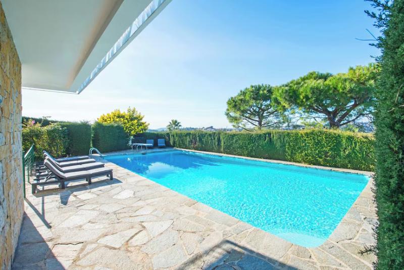 Villa App Grenouillere image
