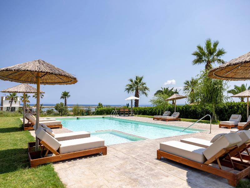 Flamingo View Suites & Villas image