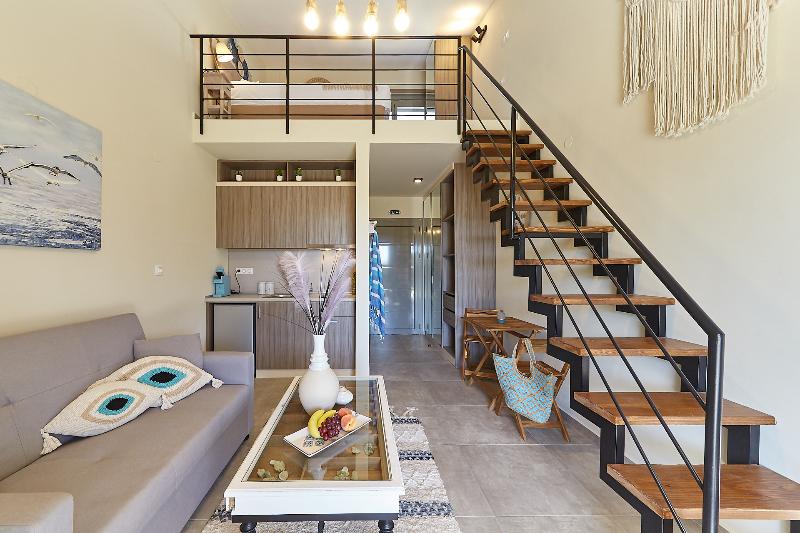 Flamingo View Suites & Villas image