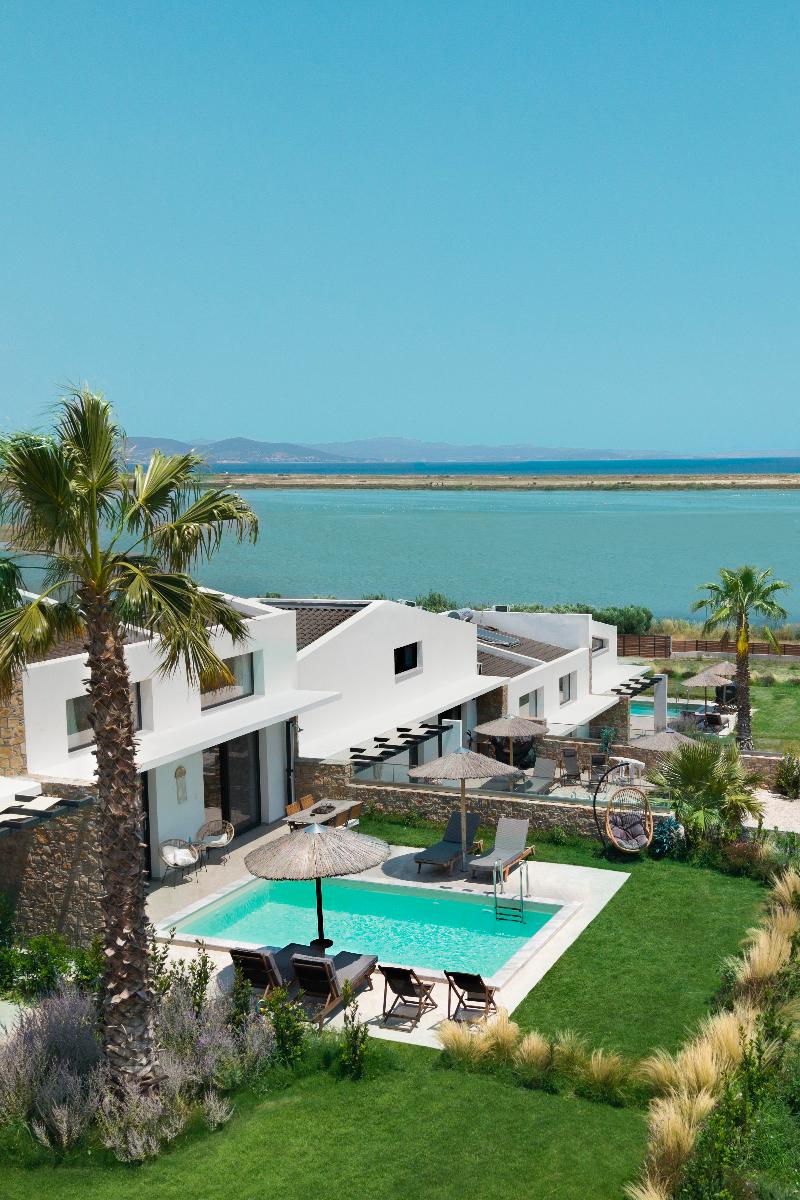 Flamingo View Suites & Villas image
