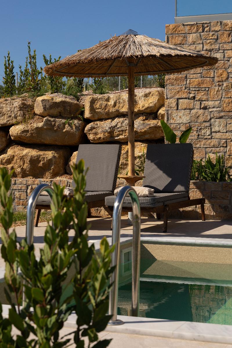 Flamingo View Suites & Villas image