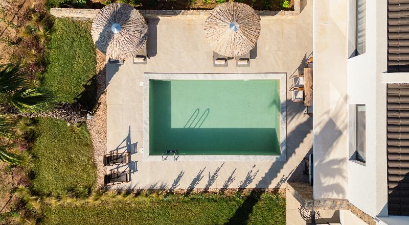 Flamingo View Suites & Villas image