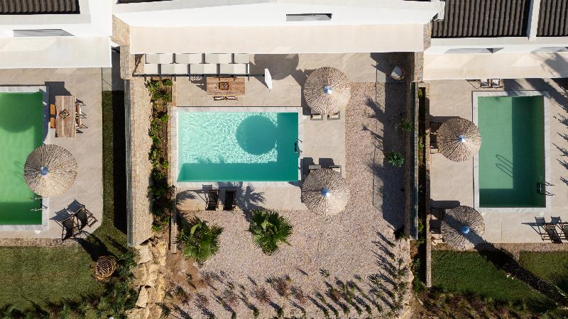 Flamingo View Suites & Villas image