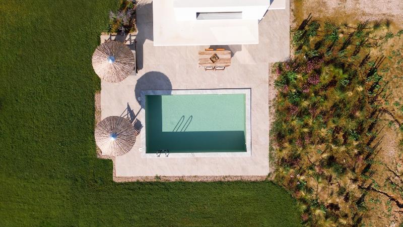 Flamingo View Suites & Villas image