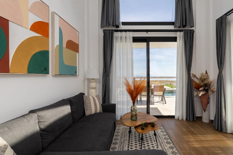 Flamingo View Suites & Villas image