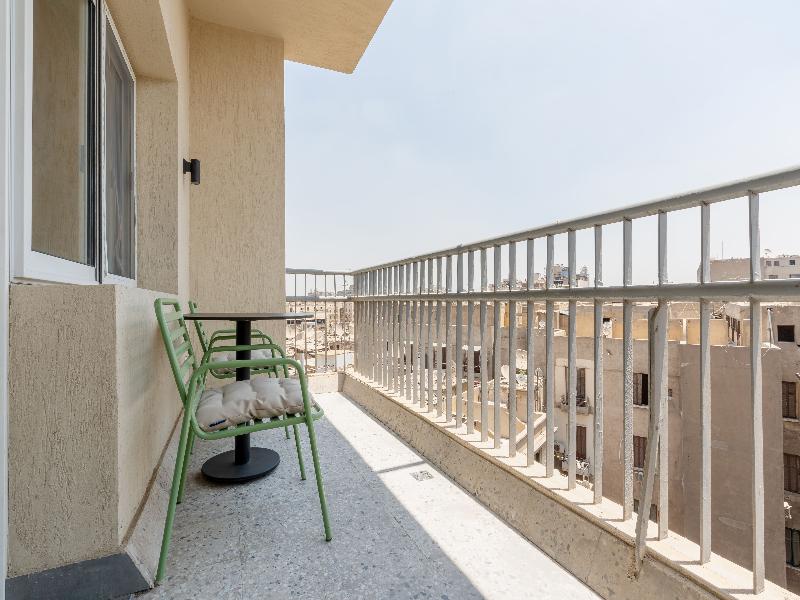 Studio Apartments Downtown Cairo Ouzonian House — view