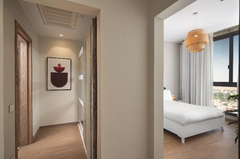 Brassbell Sheikh Zayed Aeon Towers image