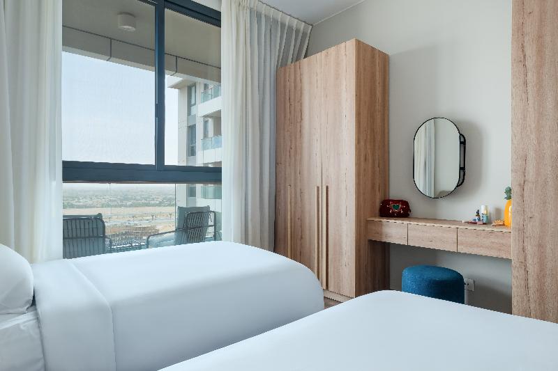 Brassbell Sheikh Zayed Aeon Towers image