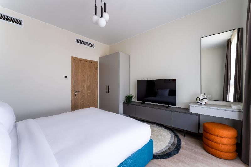 Brassbell Sheikh Zayed Aeon Towers image