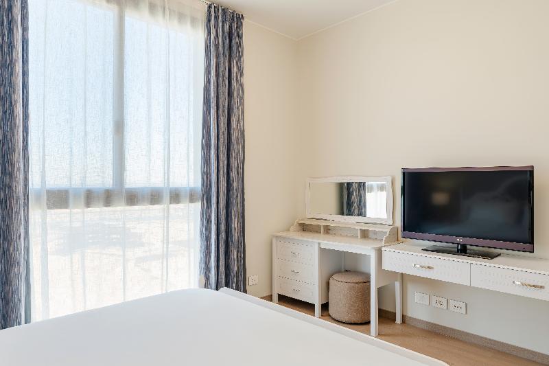 Brassbell Sheikh Zayed Aeon Towers image