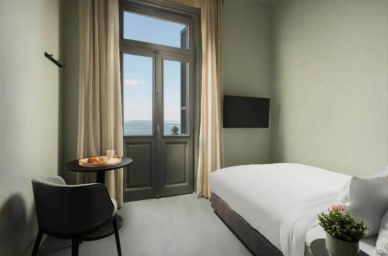 Grey Studio Apartments Corniche Alexandria image