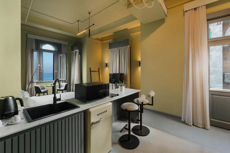 Grey Studio Apartments Corniche Alexandria image