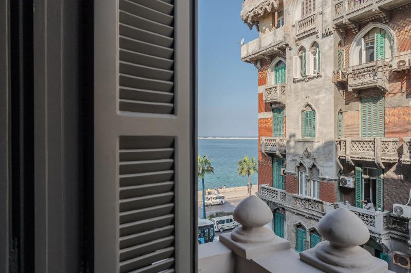 Grey Studio Apartments Corniche Alexandria image