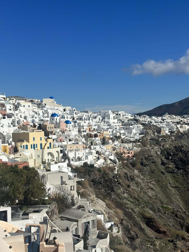You And Me Suites Oia — general view