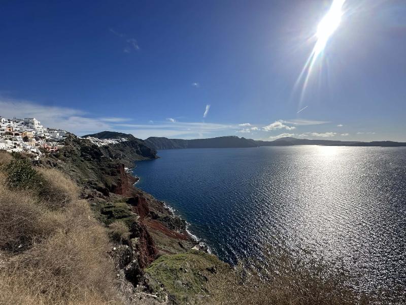 You And Me Suites Oia image