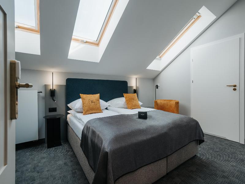 Hotel M4 Boutique image