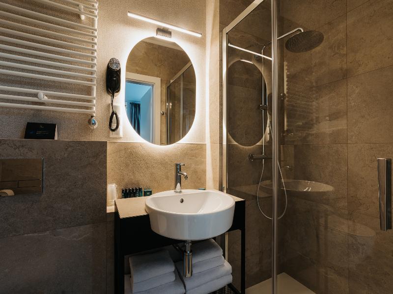 Hotel M4 Boutique image