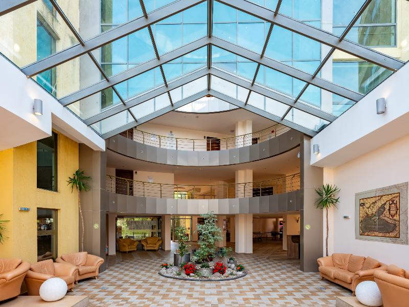 Les Magnolias Hotel image
